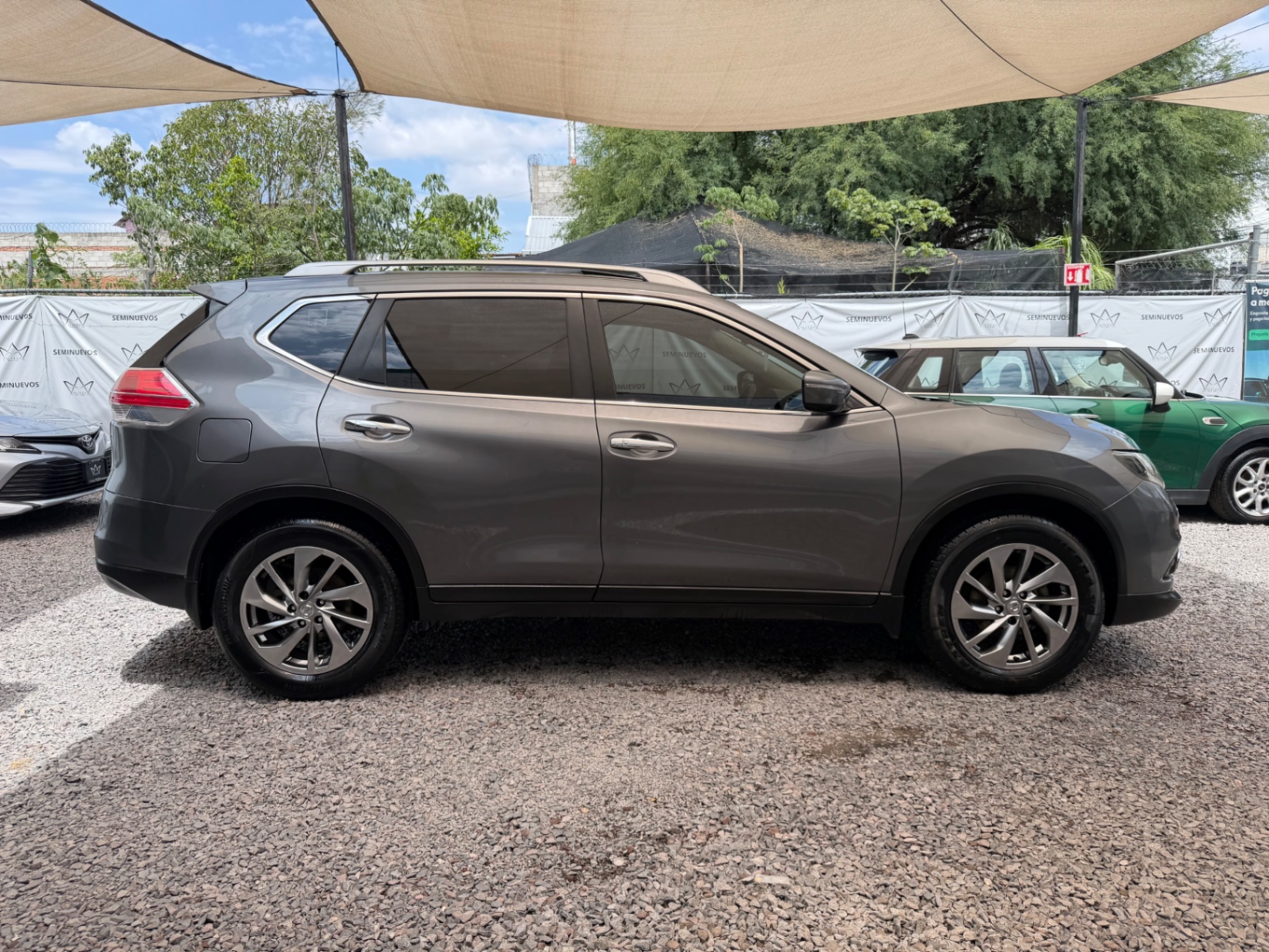 2016 Nissan X-Trail Advance 2Row miniatura 3