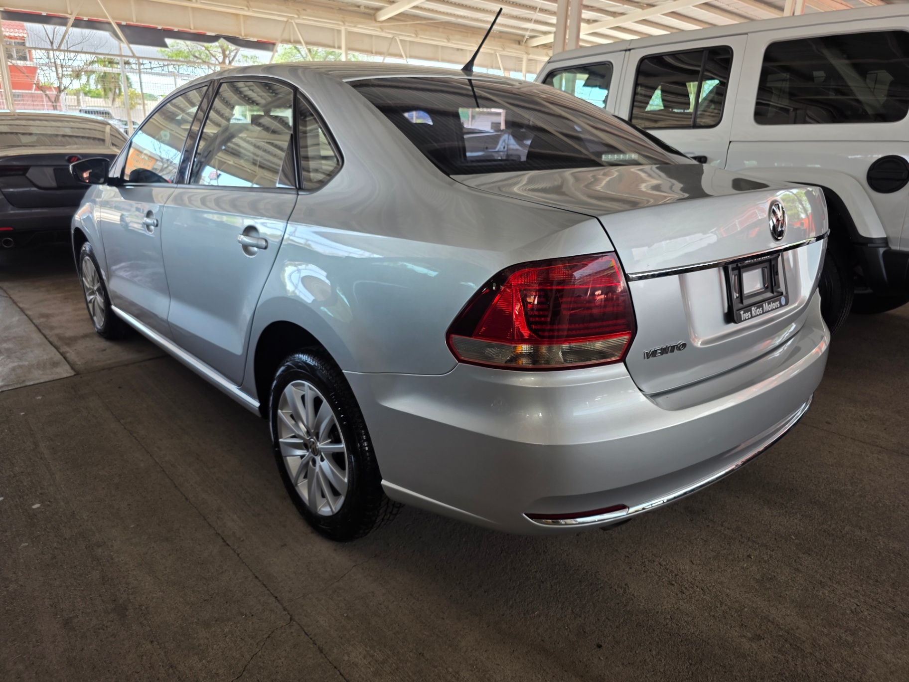 2018 Volkswagen VENTO CONFORTLINE thumbnail 3