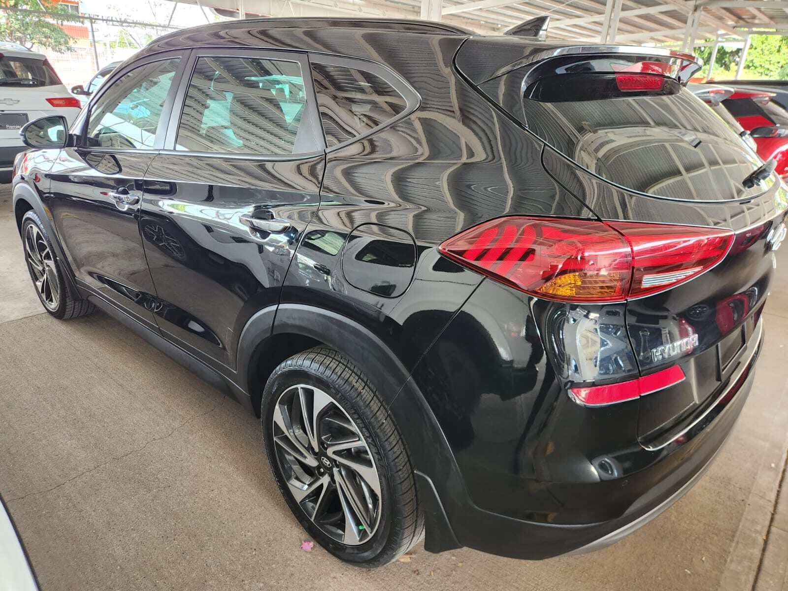 2020 Hyundai Tucson Limited Tech thumbnail 2