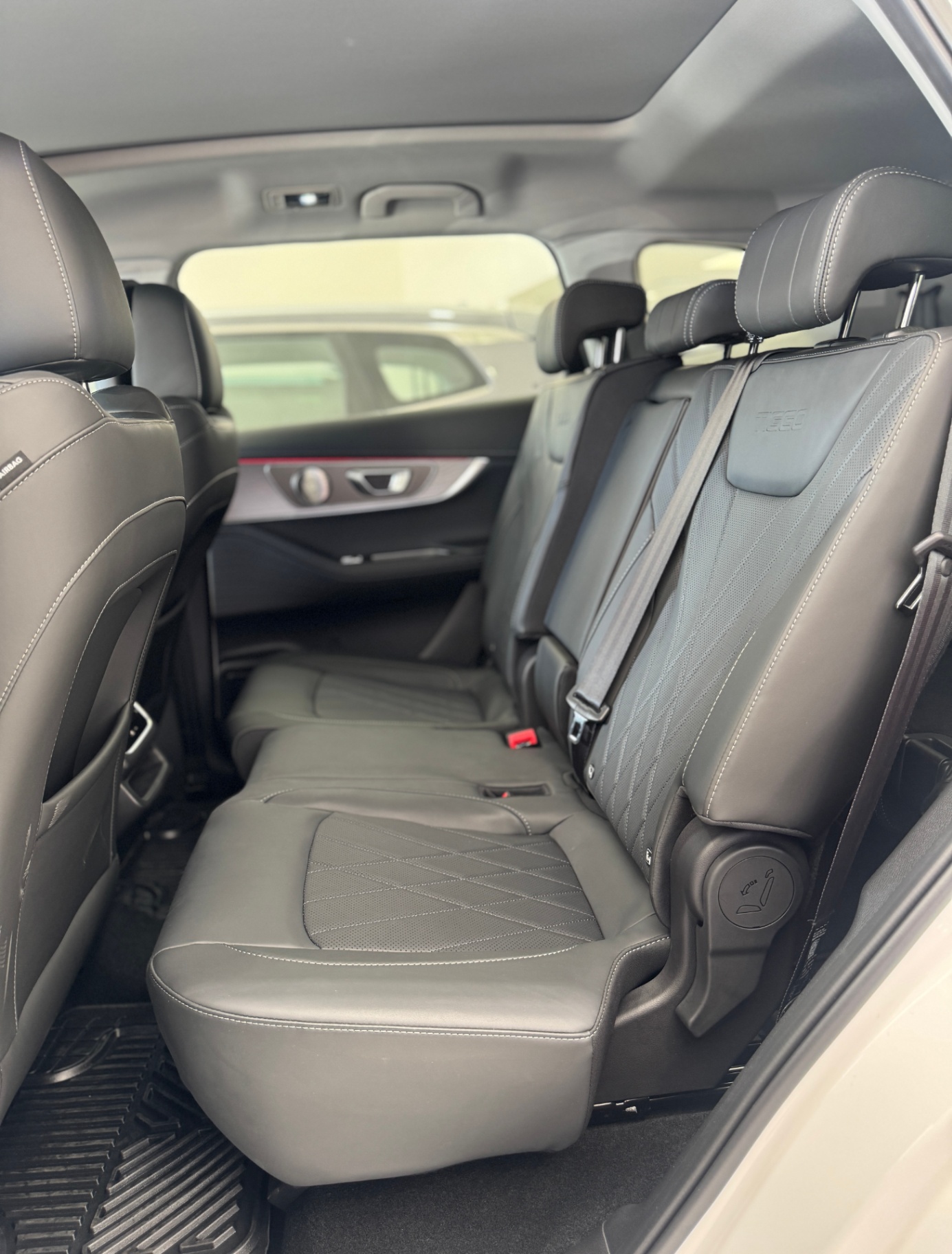 Chirey TIGGO 8 LUXURY 2025 miniatura 4