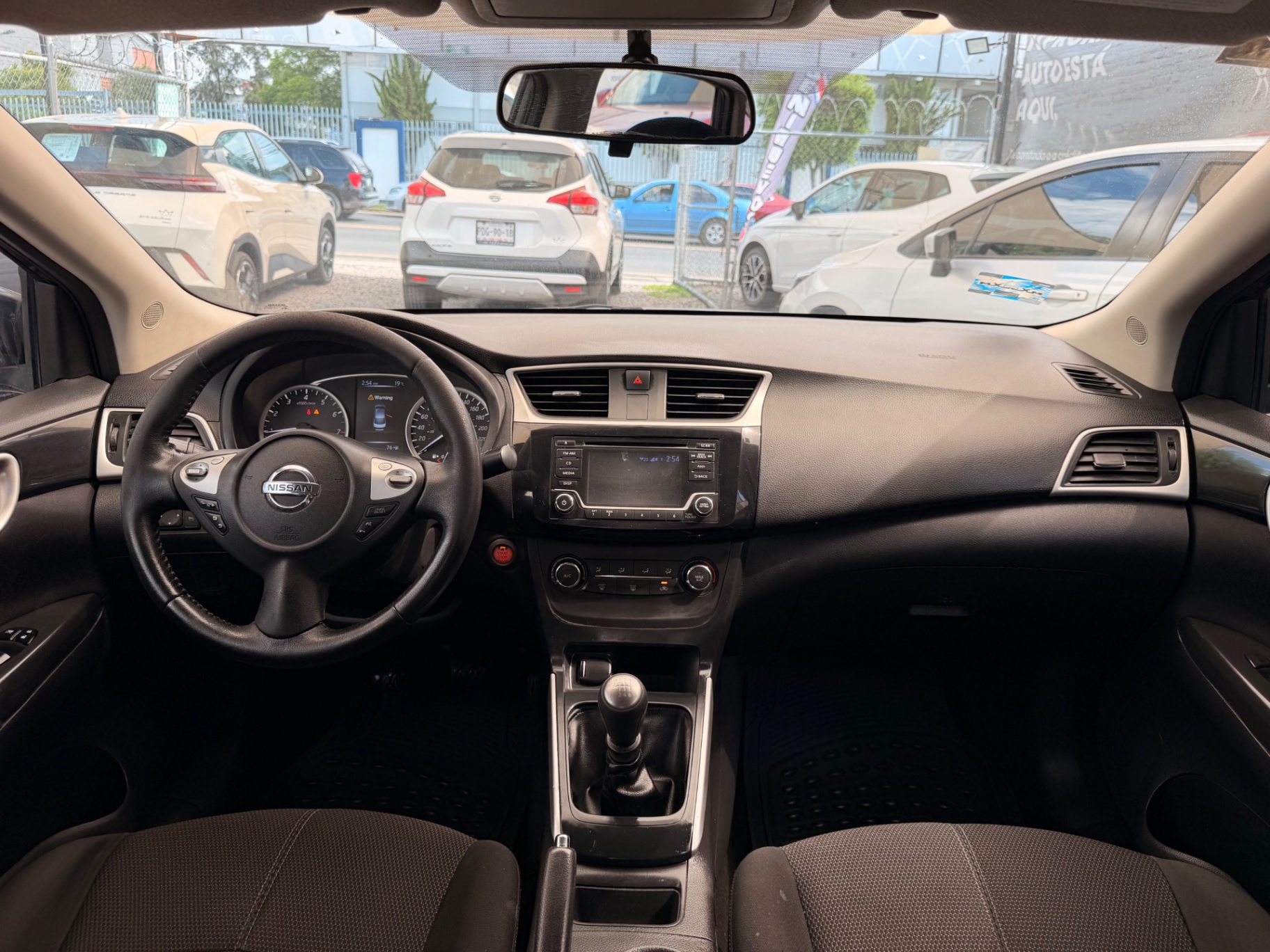 2018 Nissan Sentra Advance Mt miniatura 7