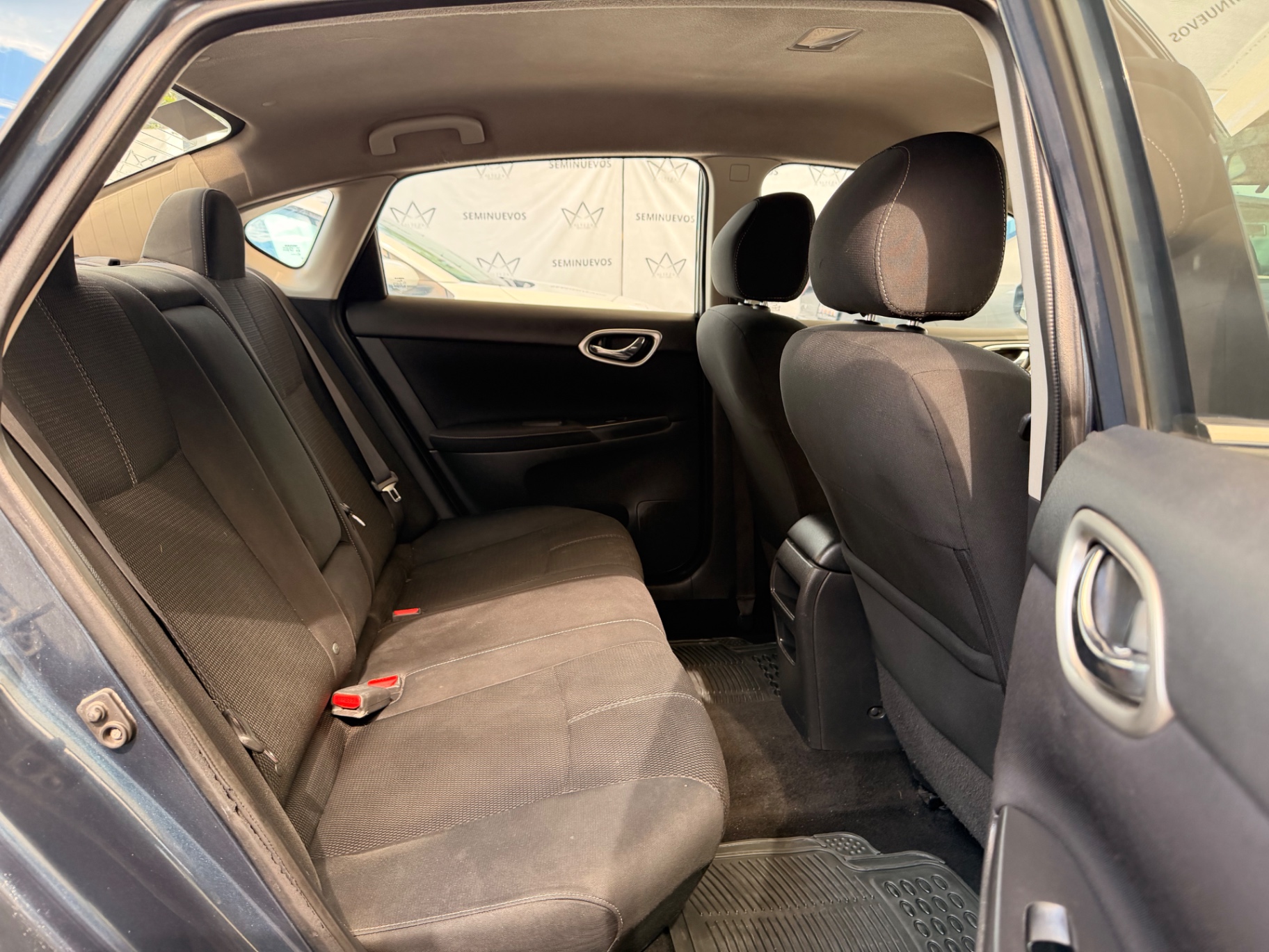 2018 Nissan Sentra Advance Mt miniatura 9