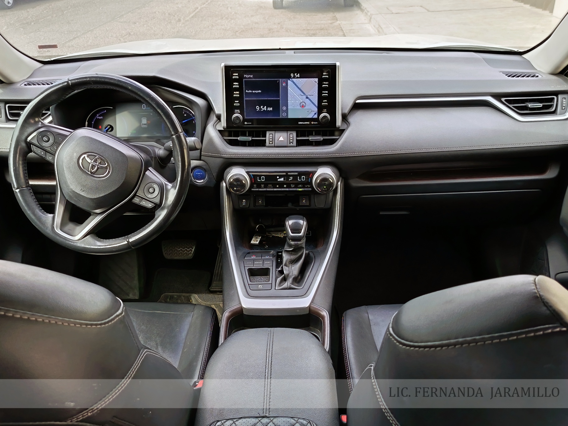 2019 Toyota RAV4 LIMITED HYBRID foto 10