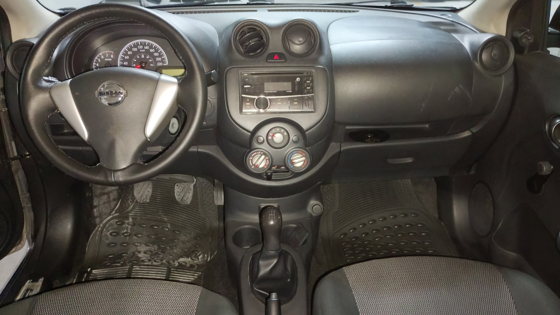 Nissan VERSA V-DRIVE 2020 miniatura 12