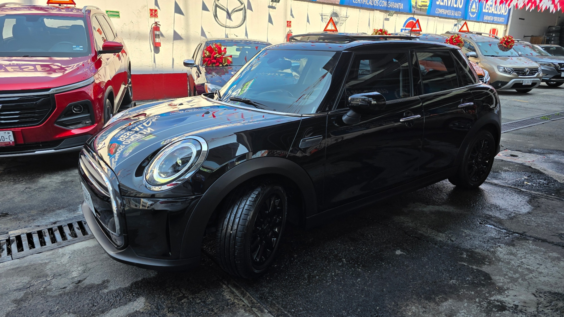 Mini Cooper Classic 2022 - Midnight Black