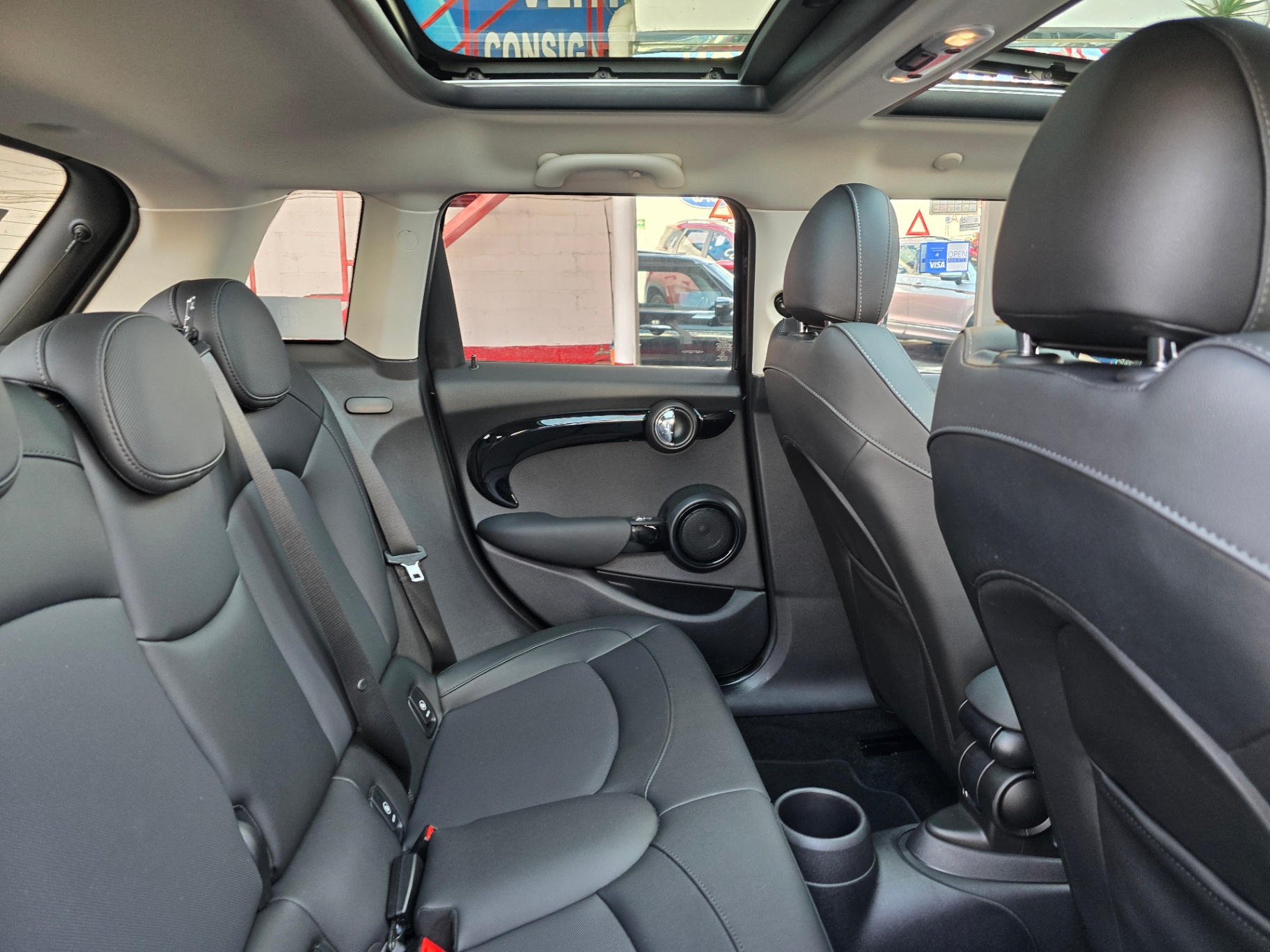 Mini Cooper Classic - imagen 10