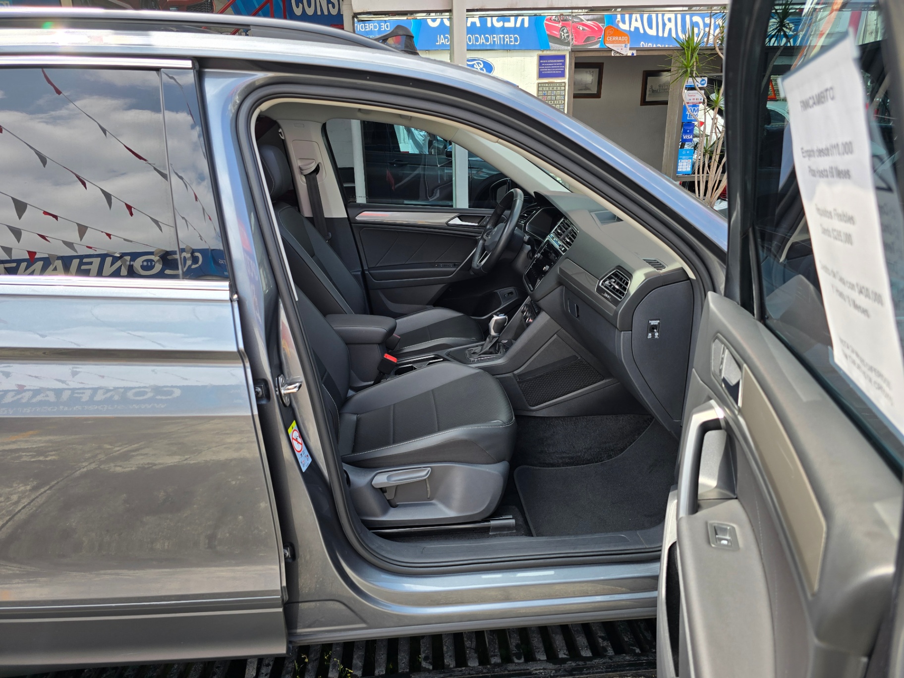Volkswagen Tiguan Comfortline - imagen 9