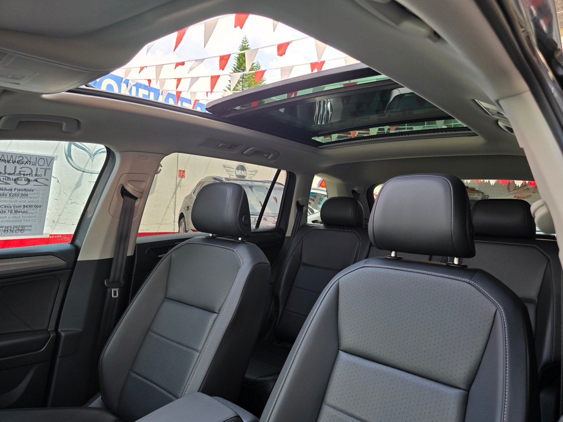 Volkswagen Tiguan Comfortline - imagen 15