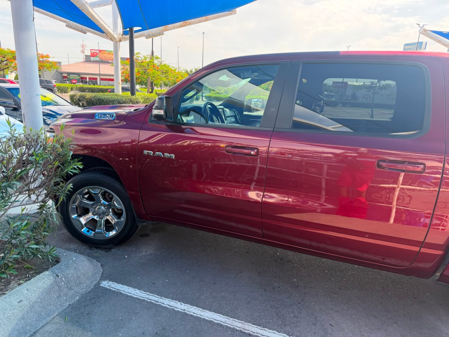 RAM 1500 2021 thumbnail 6