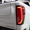 GMC Sierra Denali Crew Cab 2024 seminuevo en Monterrey — $1,229,900 thumbnail 19