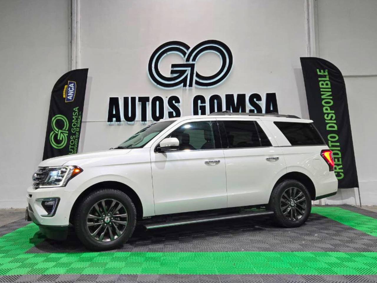 Ford Expedition Limited 2019 seminuevo en Monterrey — $519,900 — foto 1