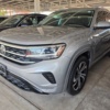 Volkswagen TERAMONT HIGHLINE 4 MOTION 2022 seminuevo en Culiacán — $640,000 thumbnail 1