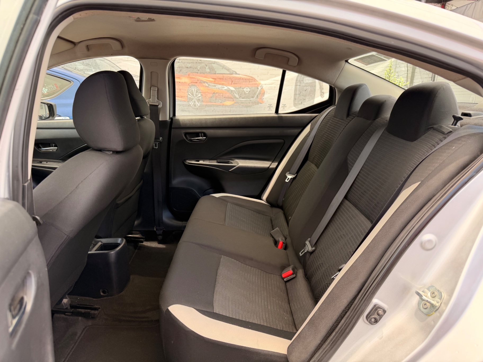 2020 Nissan Versa Advance Mt  miniatura 6