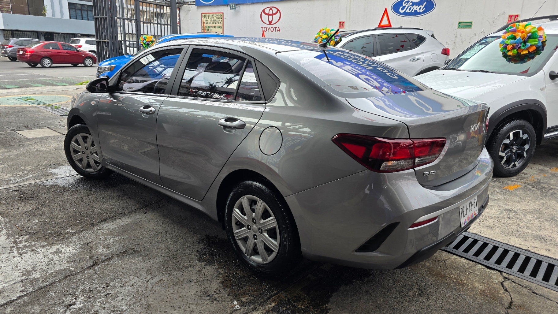Kia Rio Sedán - imagen 2