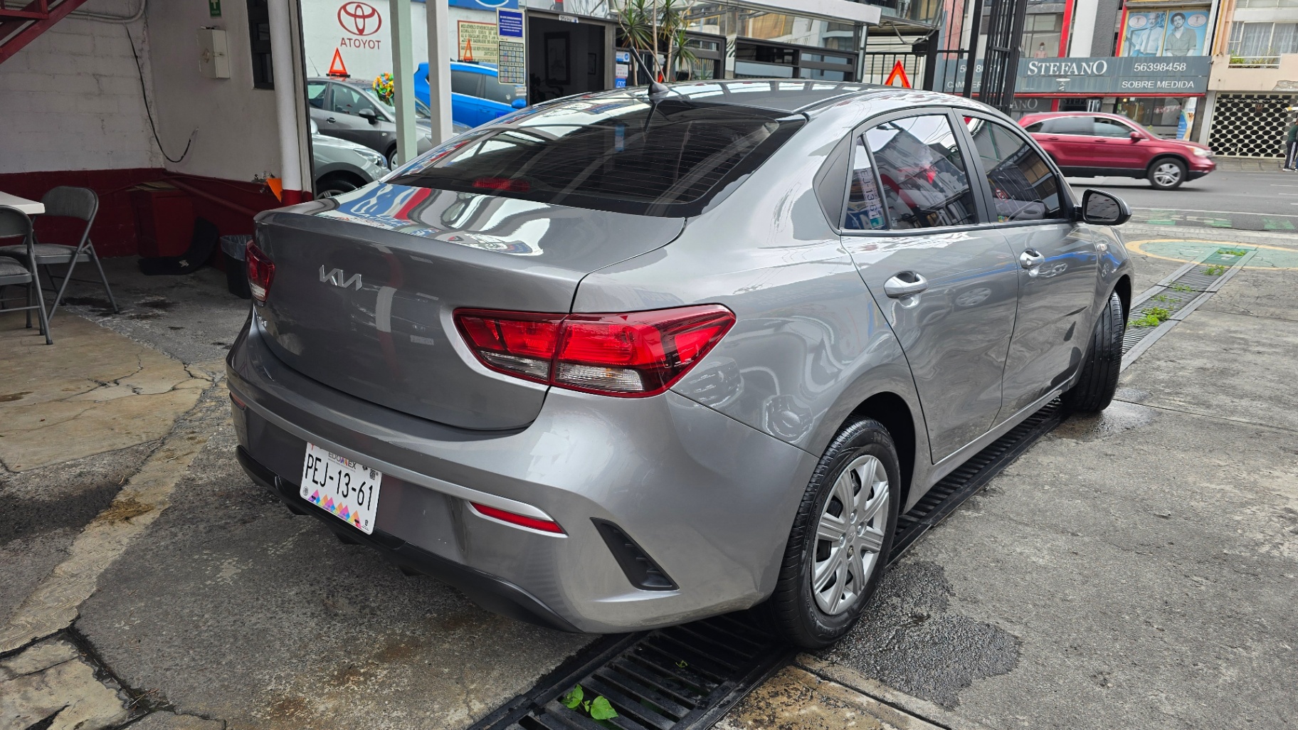 Kia Rio Sedán - imagen 3