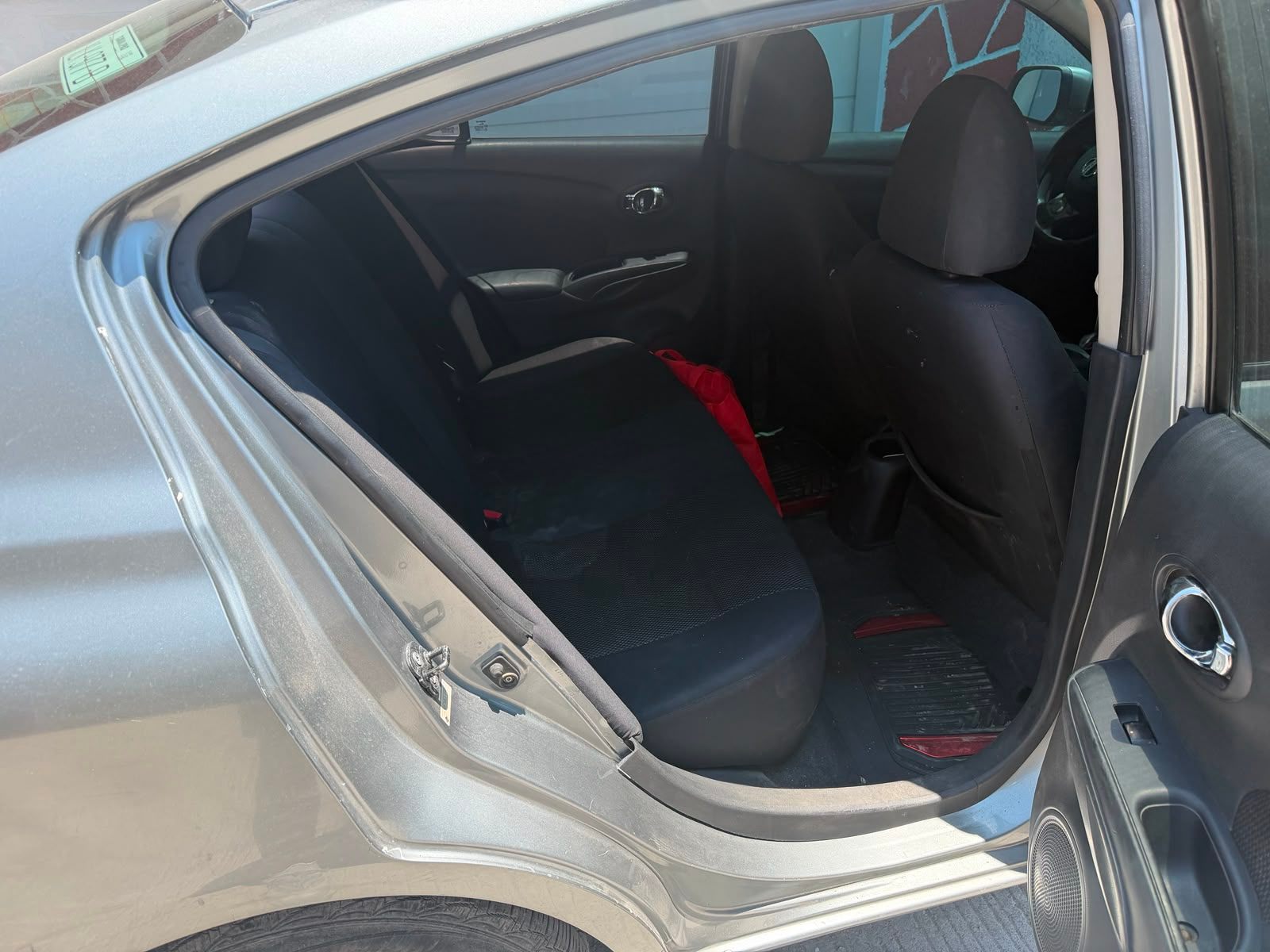 Nissan Versa 2013 thumbnail 4