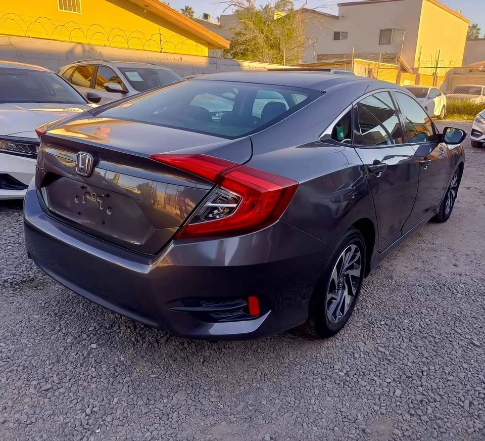 2016 Honda Civic foto 6