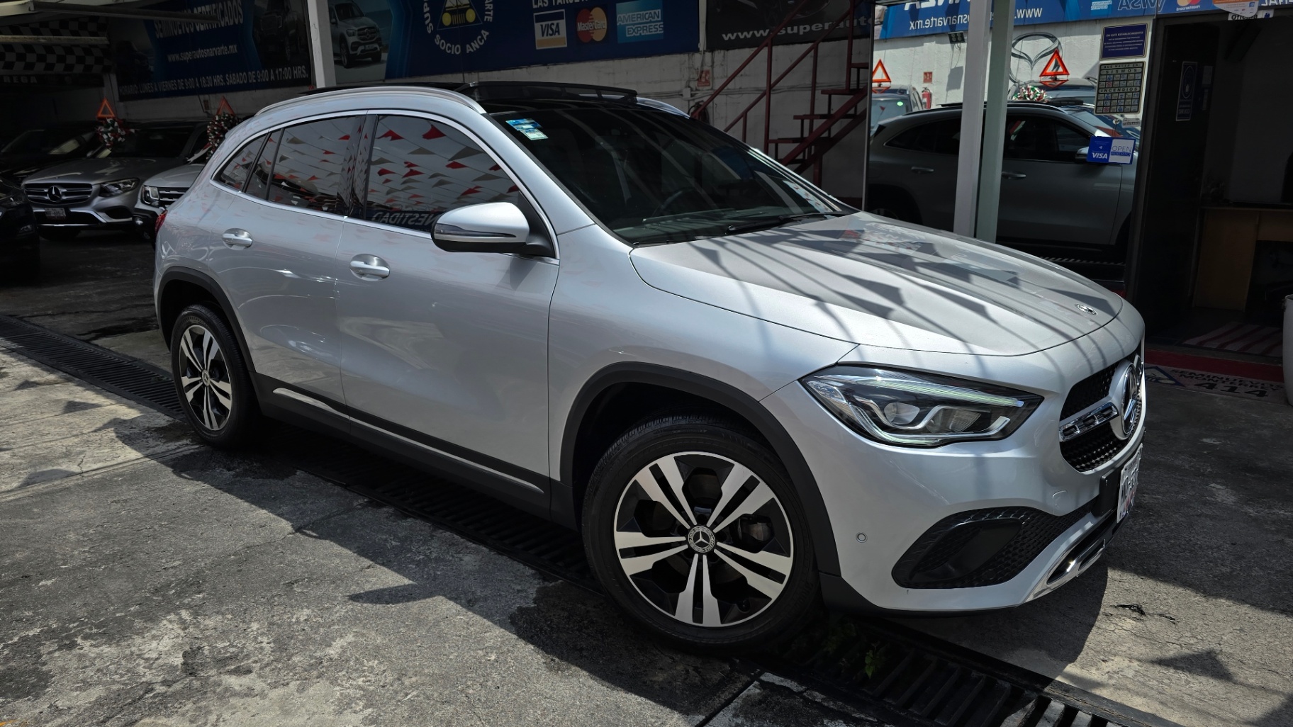 Mercedes-Benz GLA 200 Progressive - imagen 4