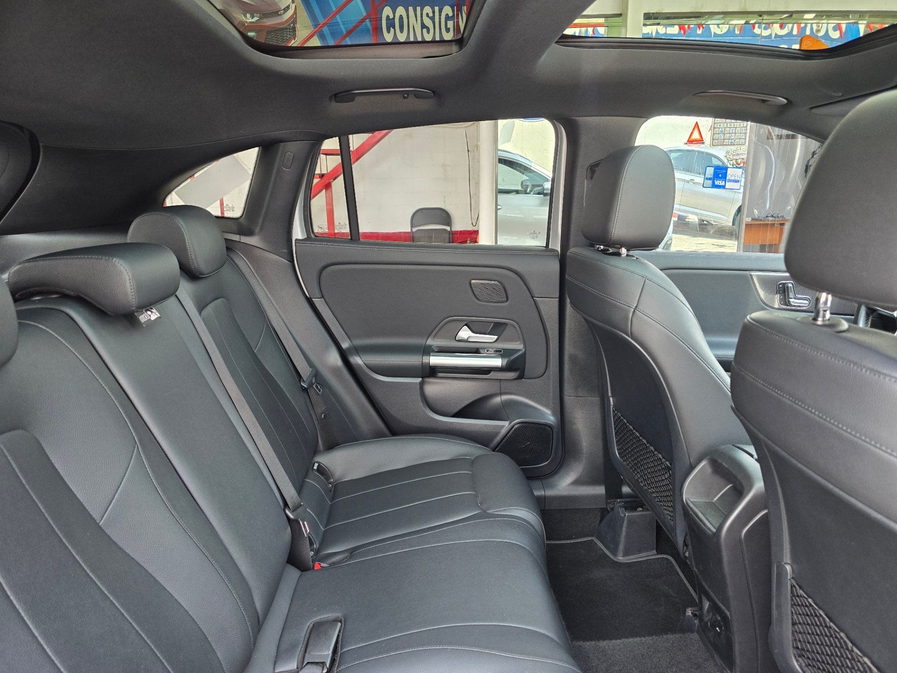 Mercedes-Benz GLA 200 Progressive - imagen 21