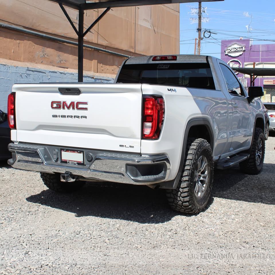 2019 GMC Sierra SLE foto 6