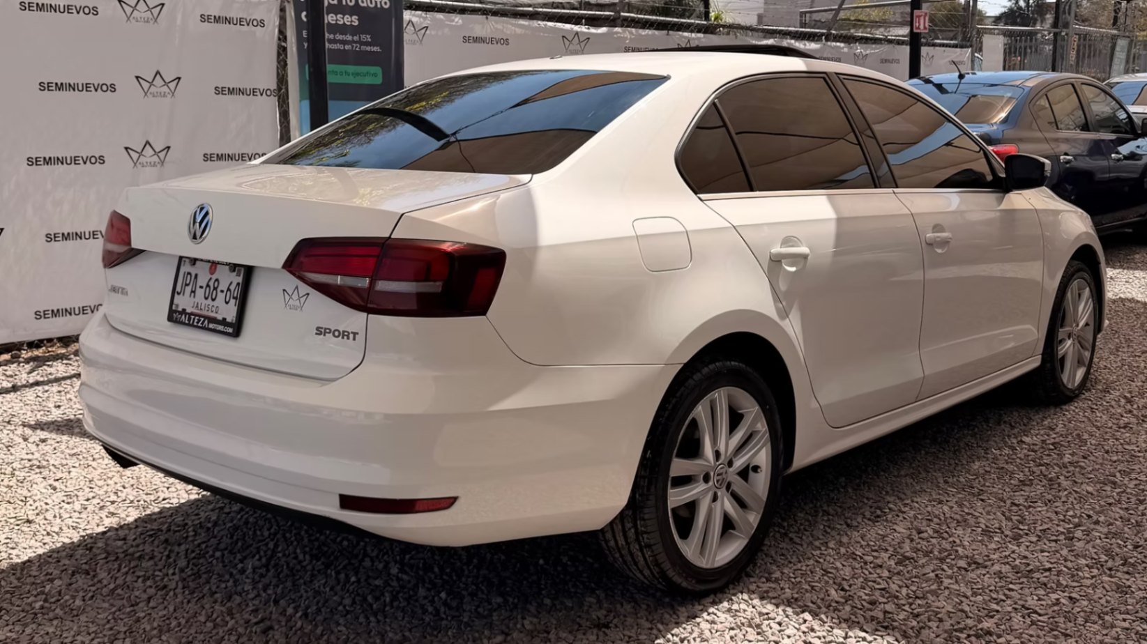 2018 Volkswagen Jetta Sportline At miniatura 5