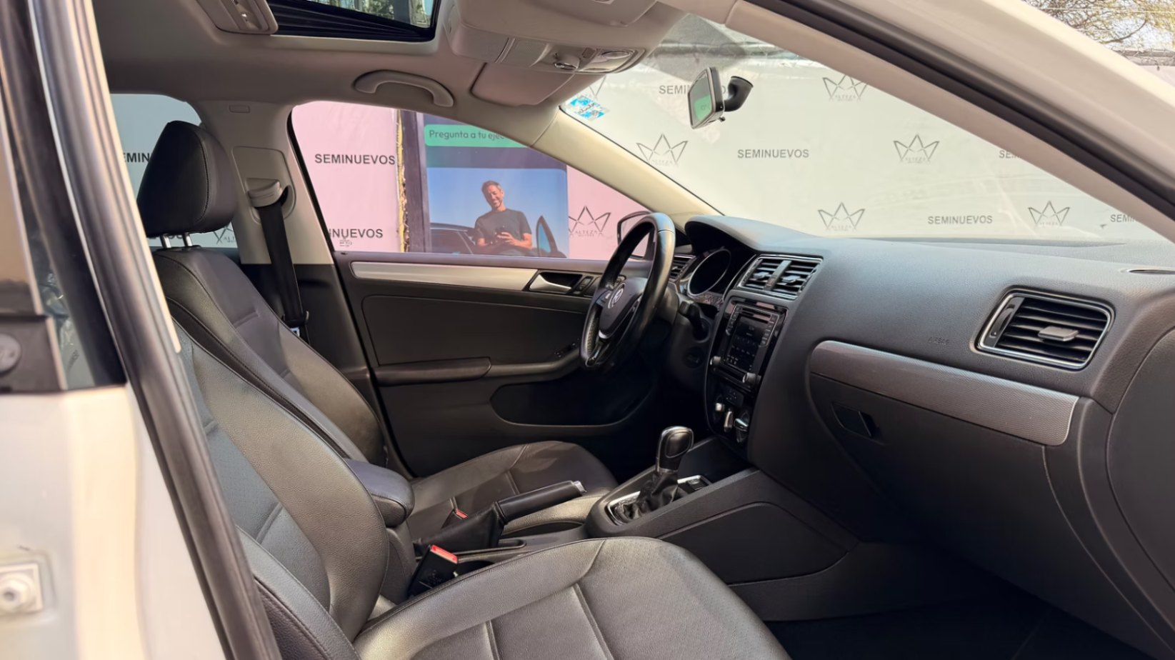 2018 Volkswagen Jetta Sportline At miniatura 11