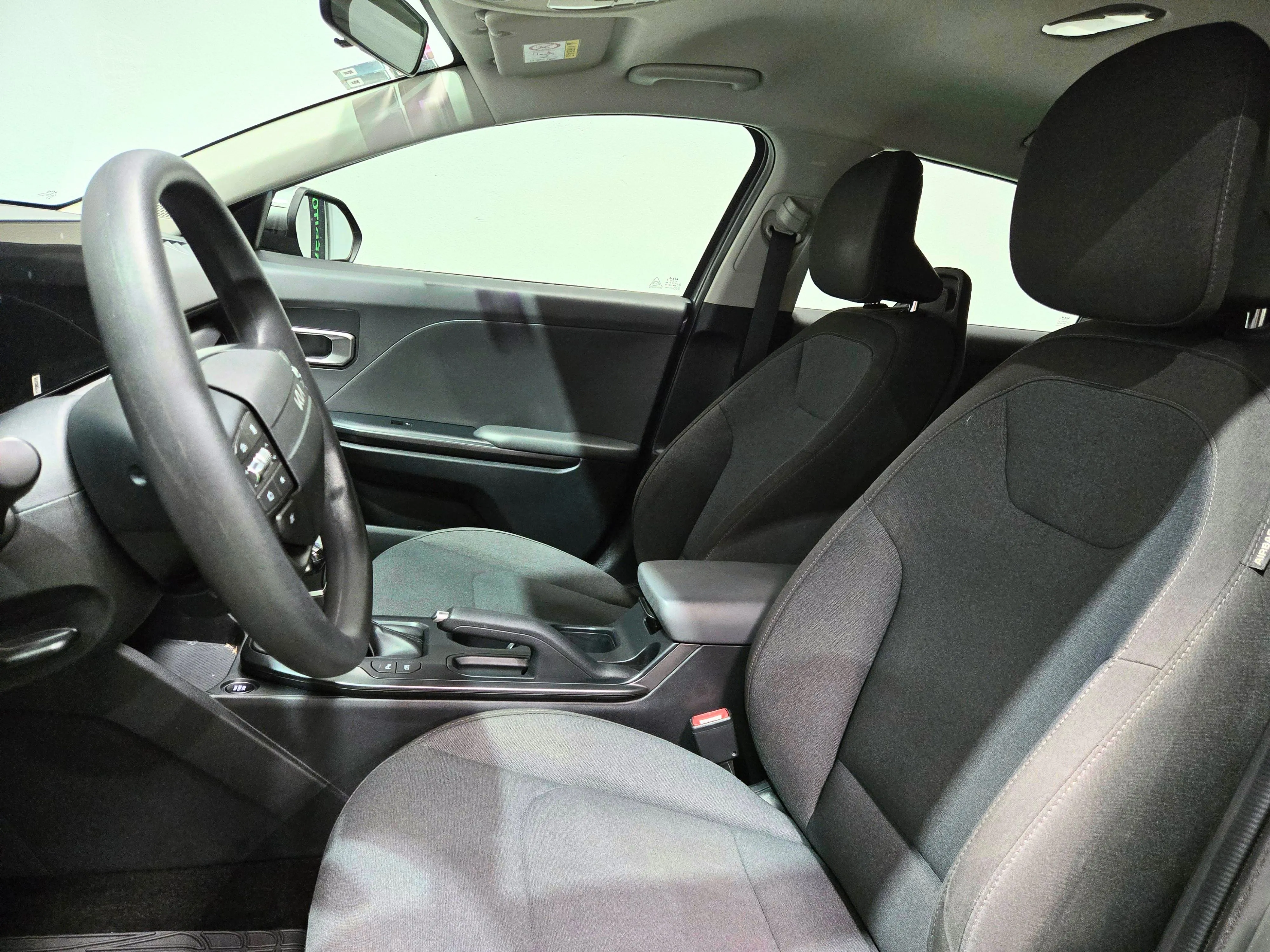 KIA K4 LX 2025 thumbnail 4