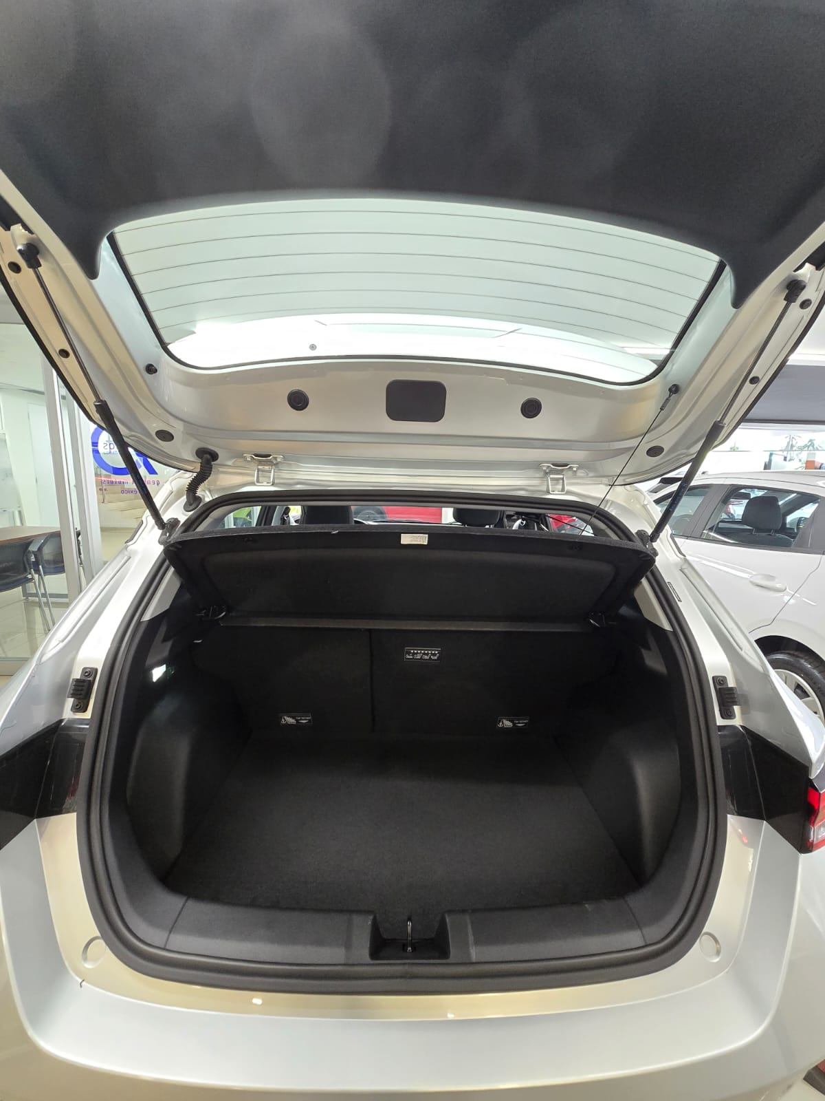 Chevrolet Aveo HB LT 2026 5