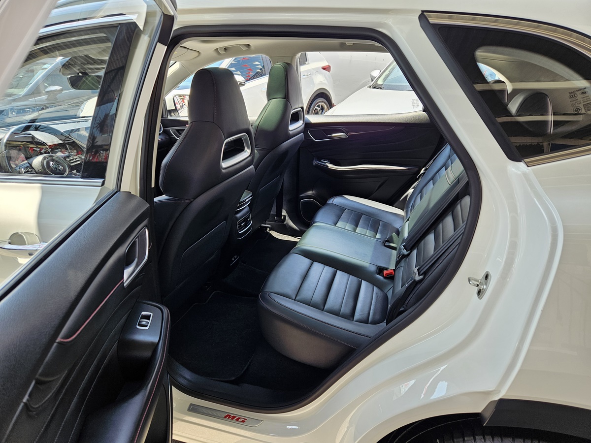 MG HS Trophy 2.0T - imagen 10