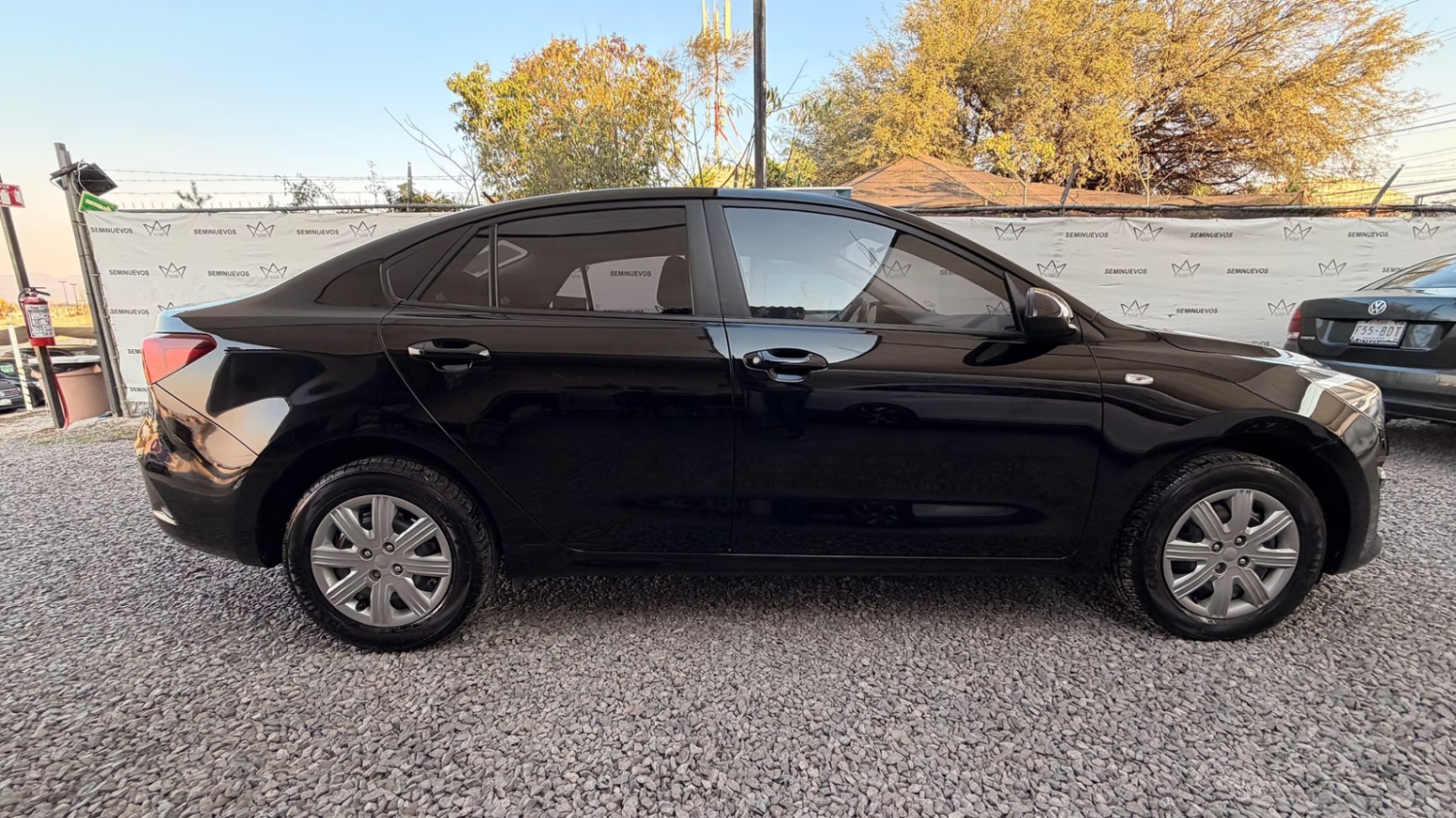 2022 Kia Rio Sedán L Mt miniatura 4