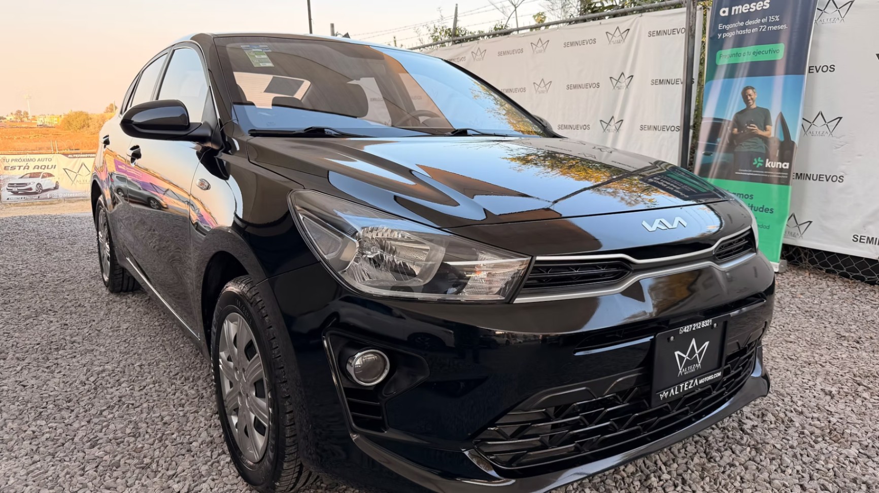 2022 Kia Rio Sedán L Mt miniatura 3