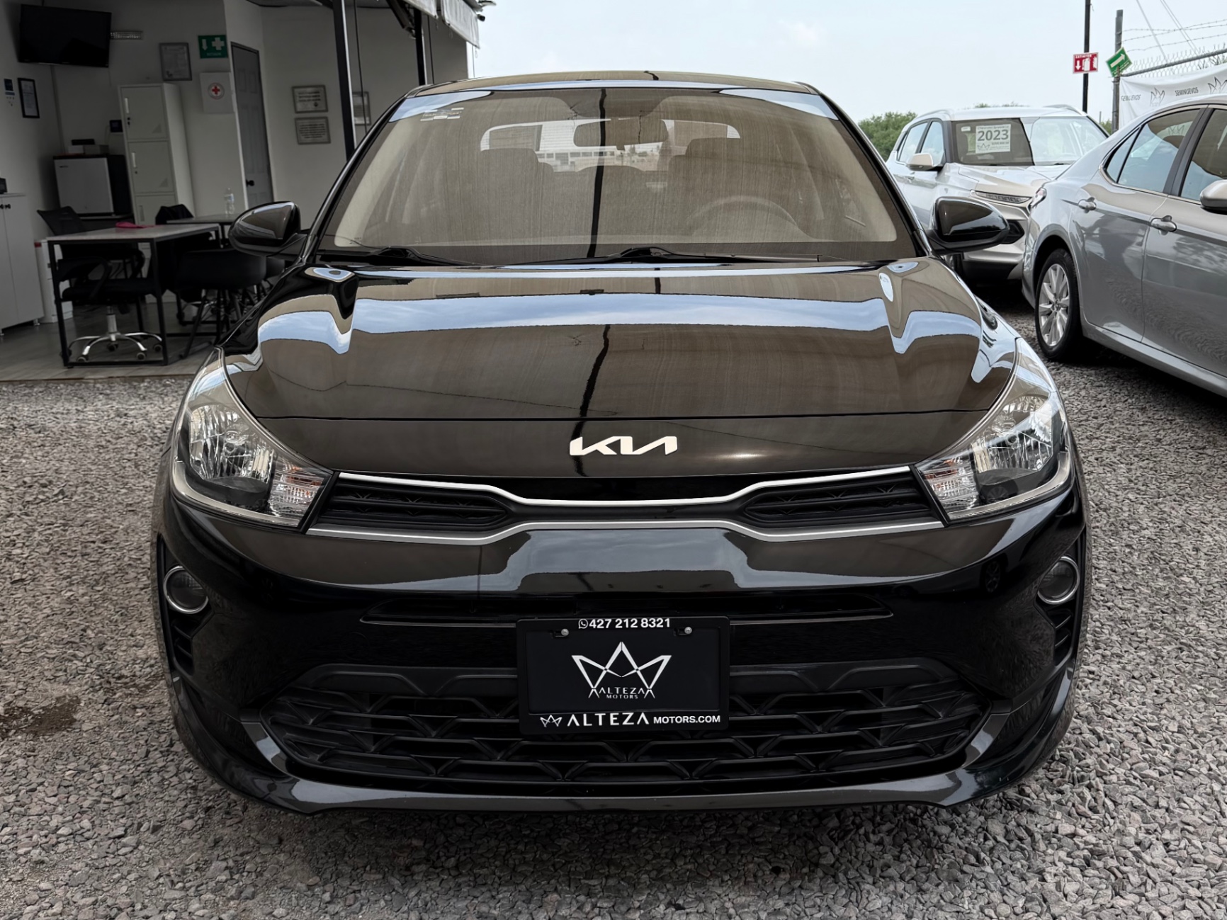 2022 Kia Rio Sedán L Mt miniatura 2