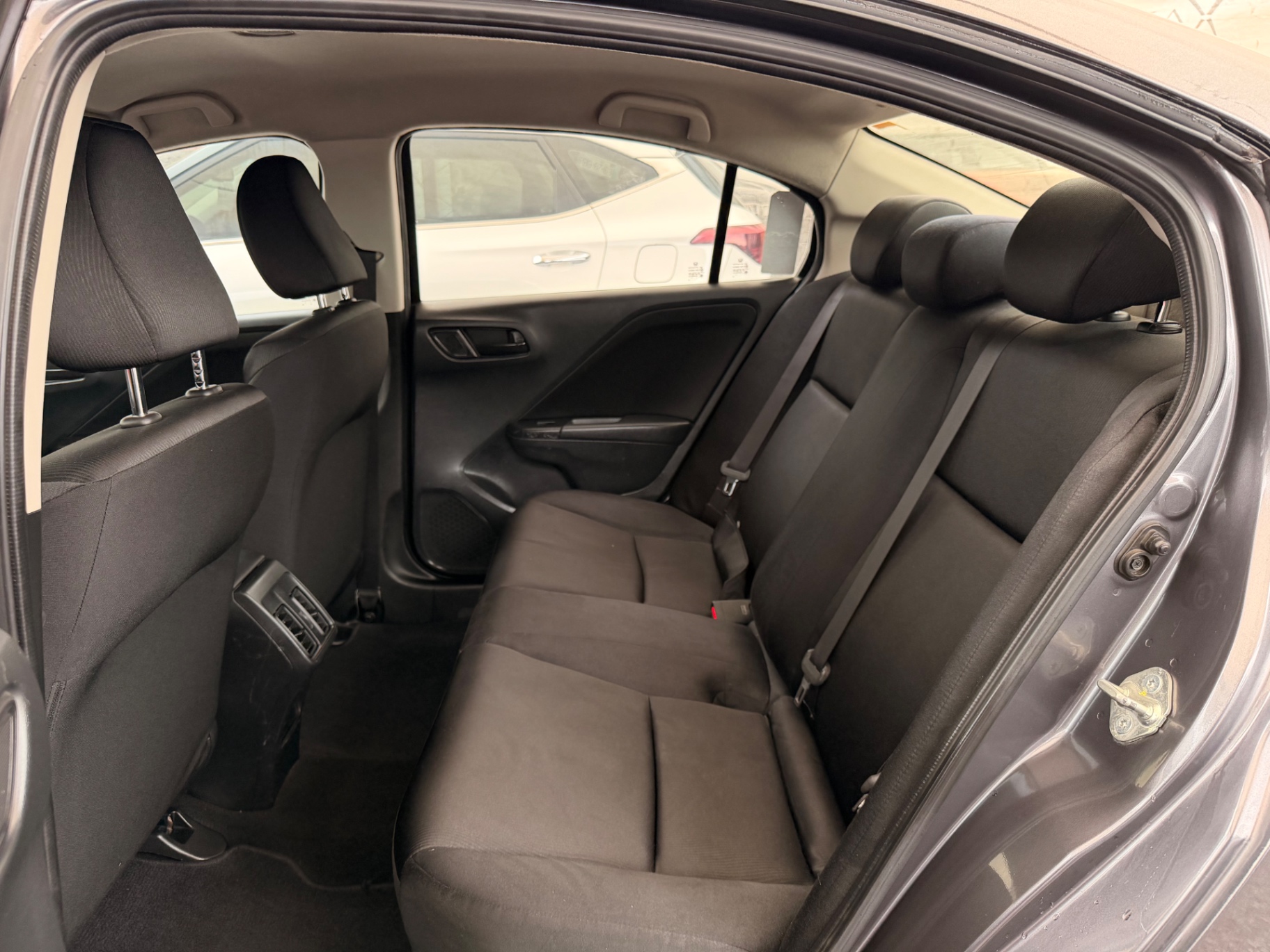 2016 Honda City Lx Aut miniatura 9