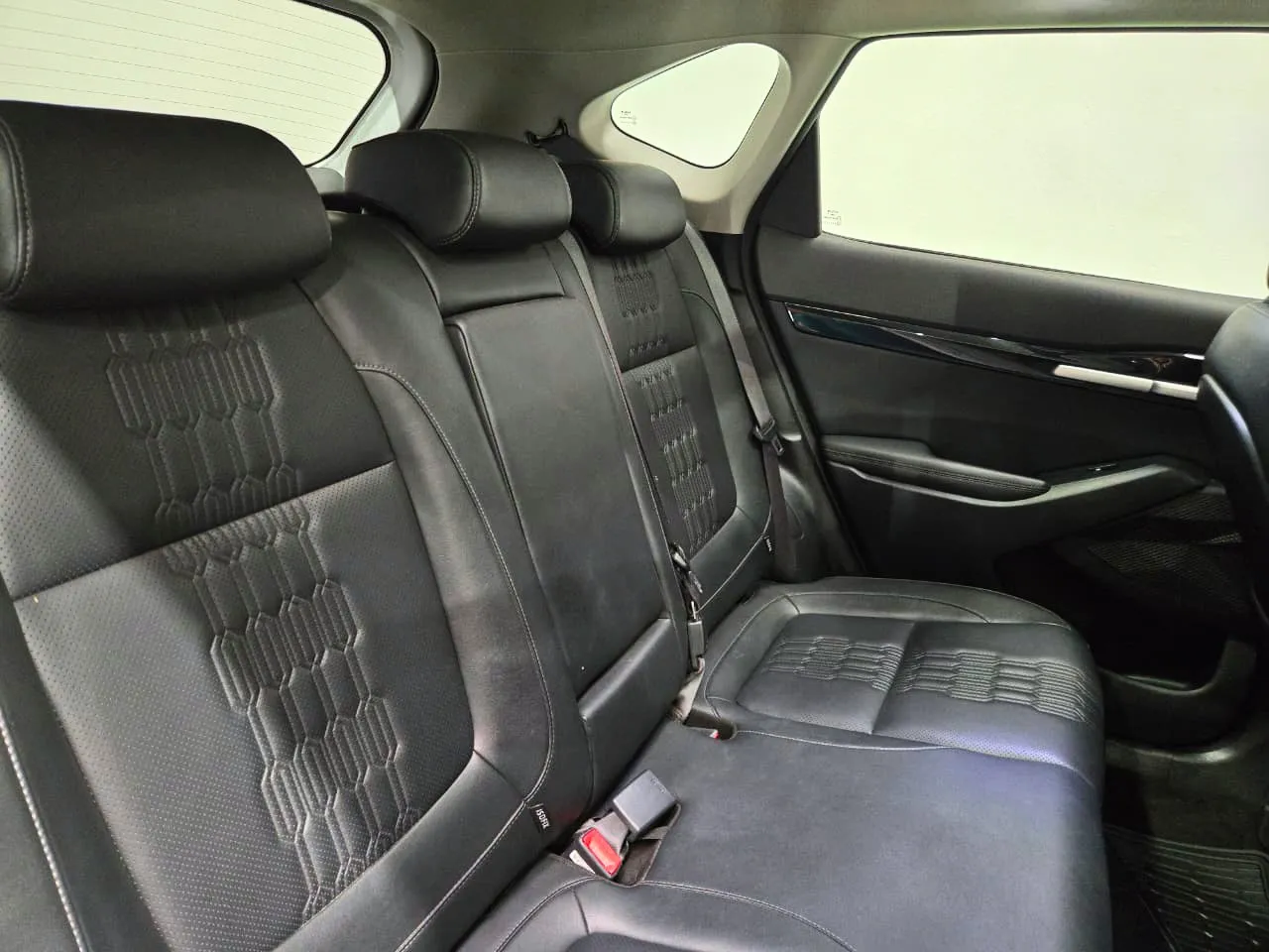 KIA Seltos SXL 2024 thumbnail 8