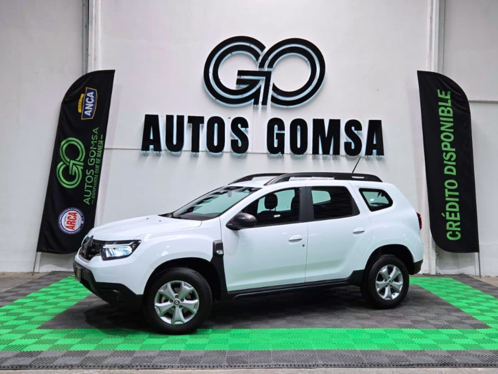 Renault Duster Intense 2025 seminuevo en Monterrey — $319,900 — foto 1