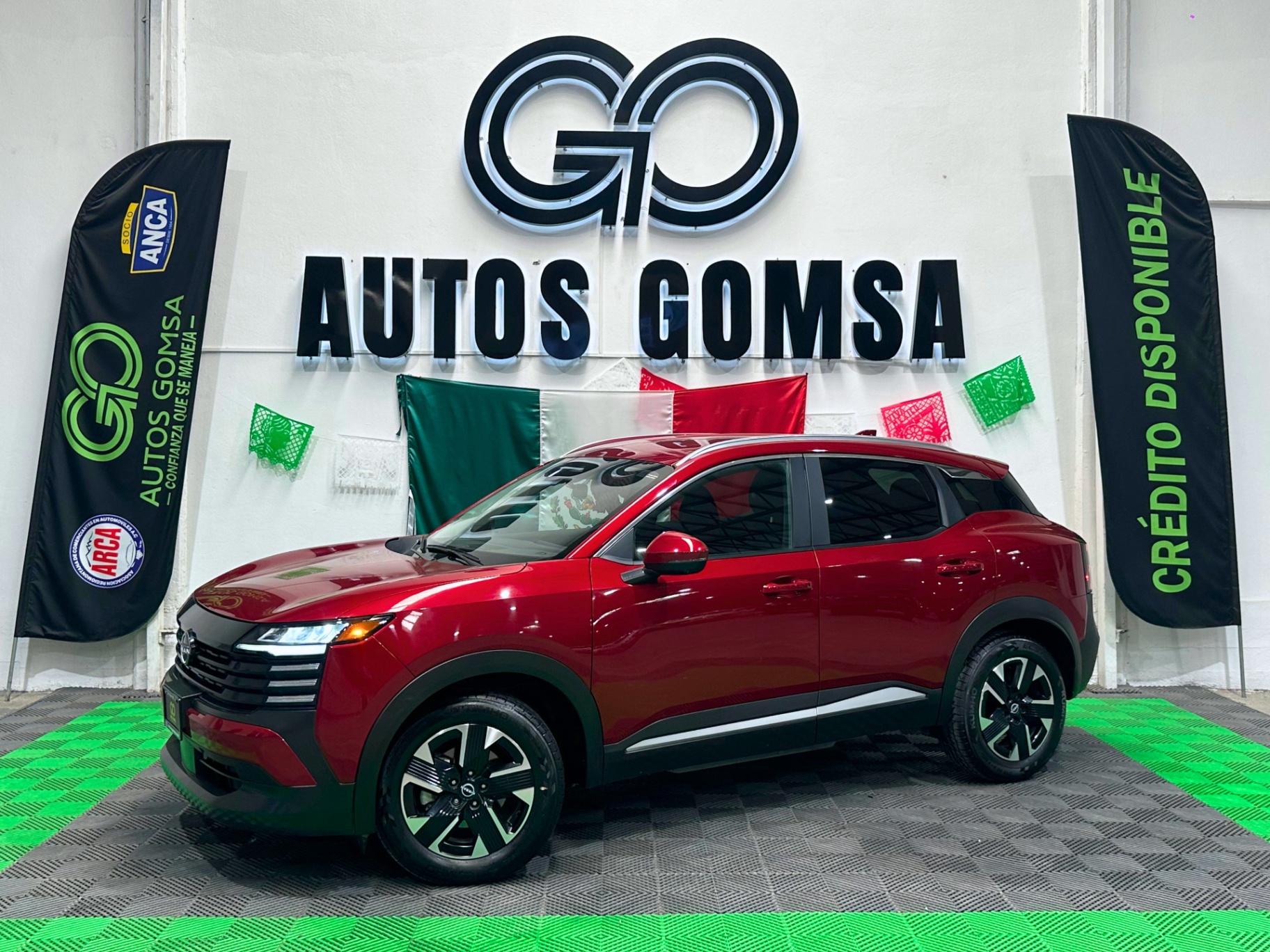 Nissan Kicks Advance CVT 2025 seminuevo en Monterrey — $439,900 — foto 1