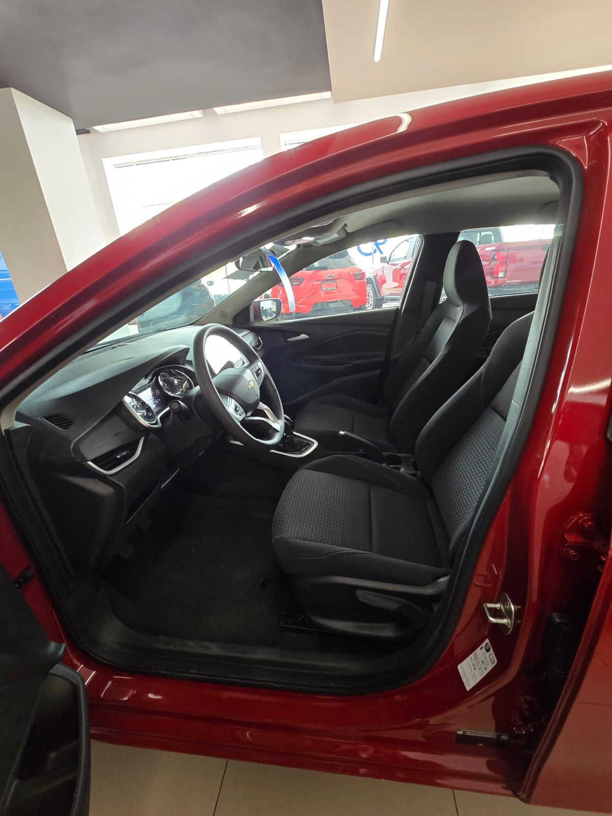 Chevrolet Onix LS 2026 5