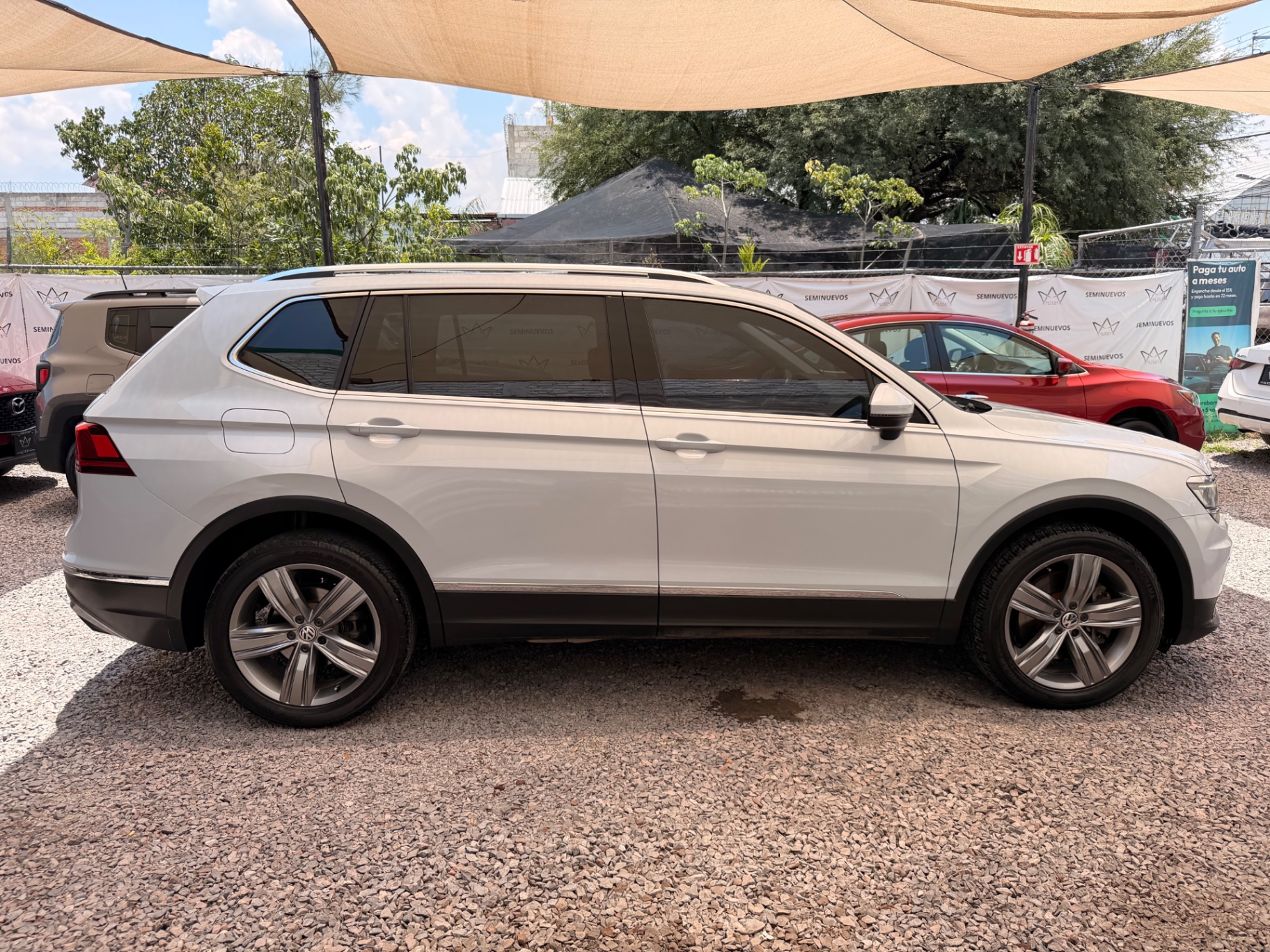 2018 Volkswagen Tiguan APARTADO miniatura 3