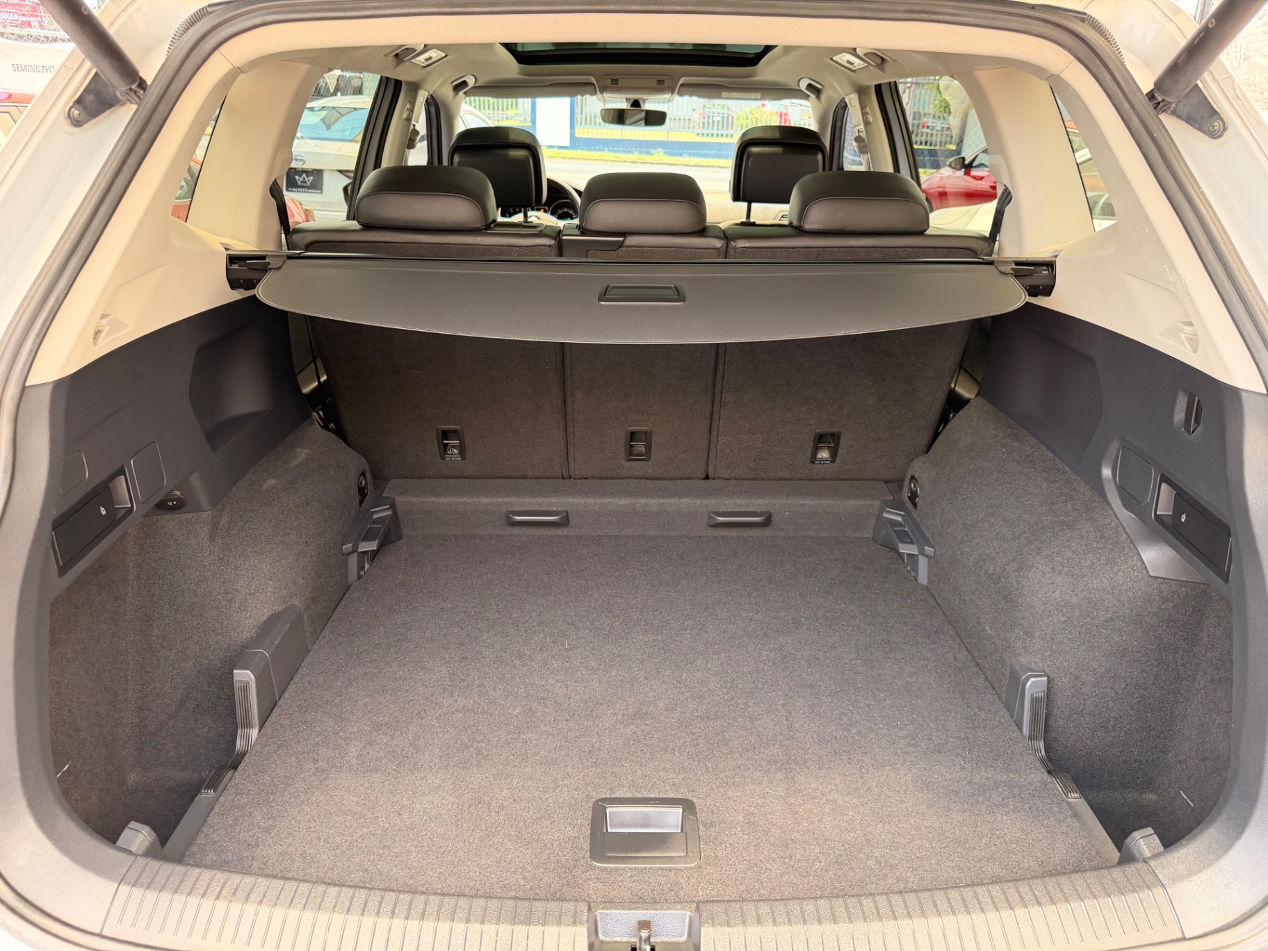 2018 Volkswagen Tiguan APARTADO miniatura 11
