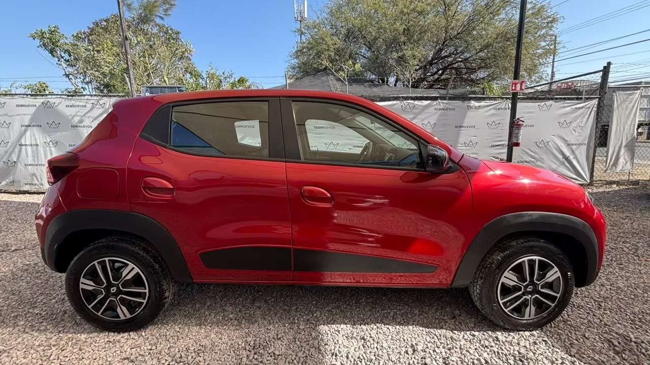 2023 Renault Kwid Iconic miniatura 4