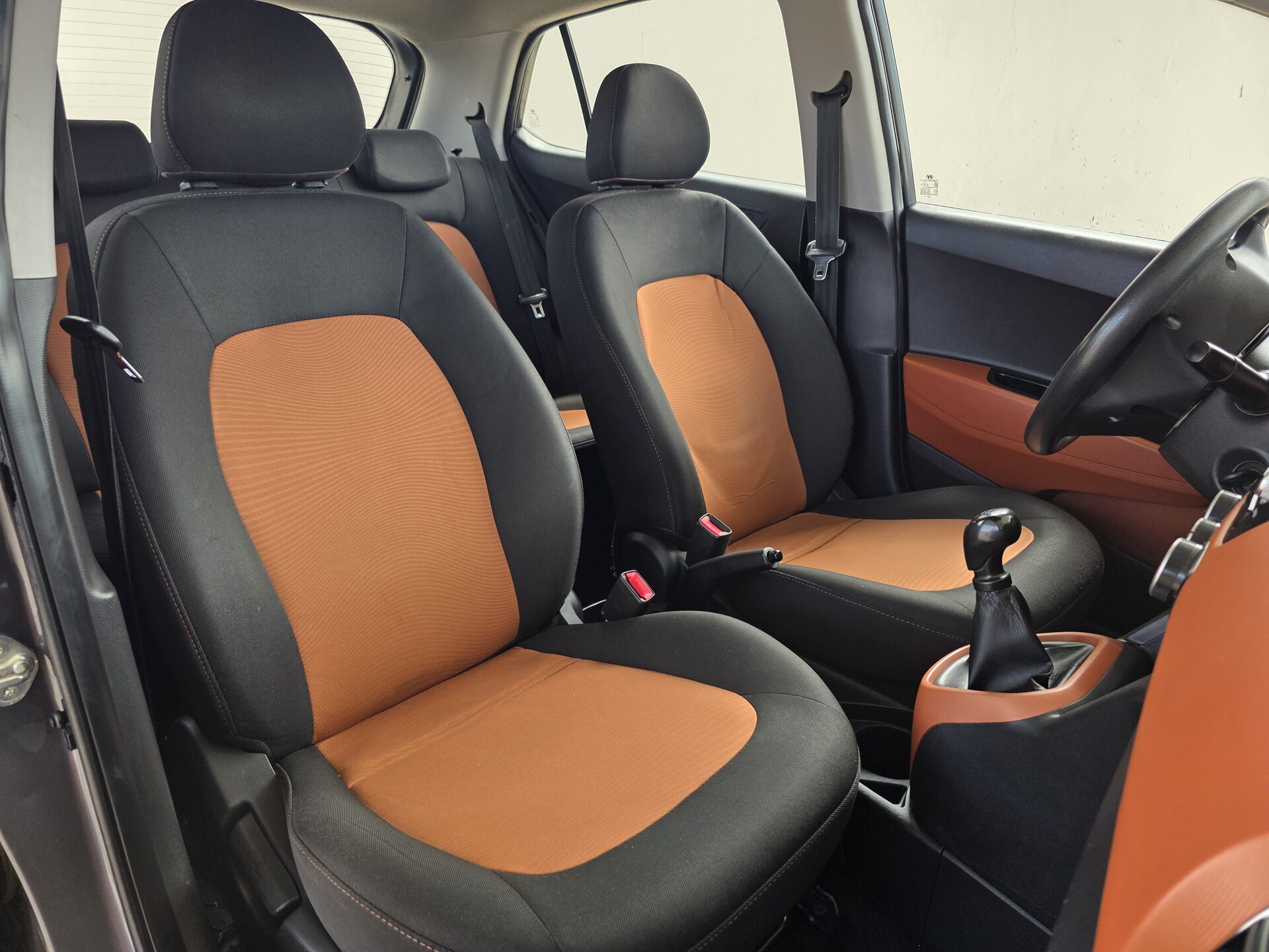 2020 Hyundai Grand i10 GL Mid thumbnail 6