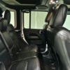 Jeep Wrangler Unlimited Sahara Mild Hybrid 2023 seminuevo en Monterrey — $779,900 thumbnail 9
