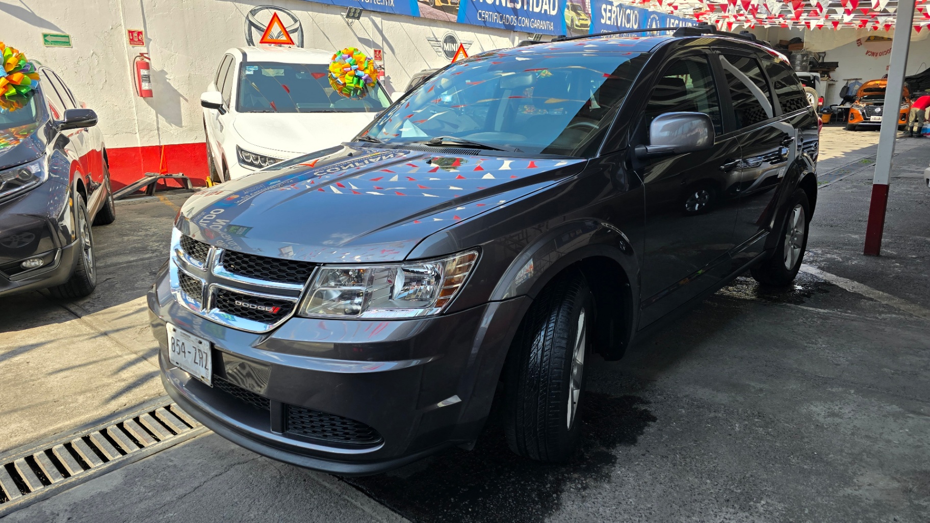 Dodge Journey SE 7 Pasajeros 2014 - Gris Oxford