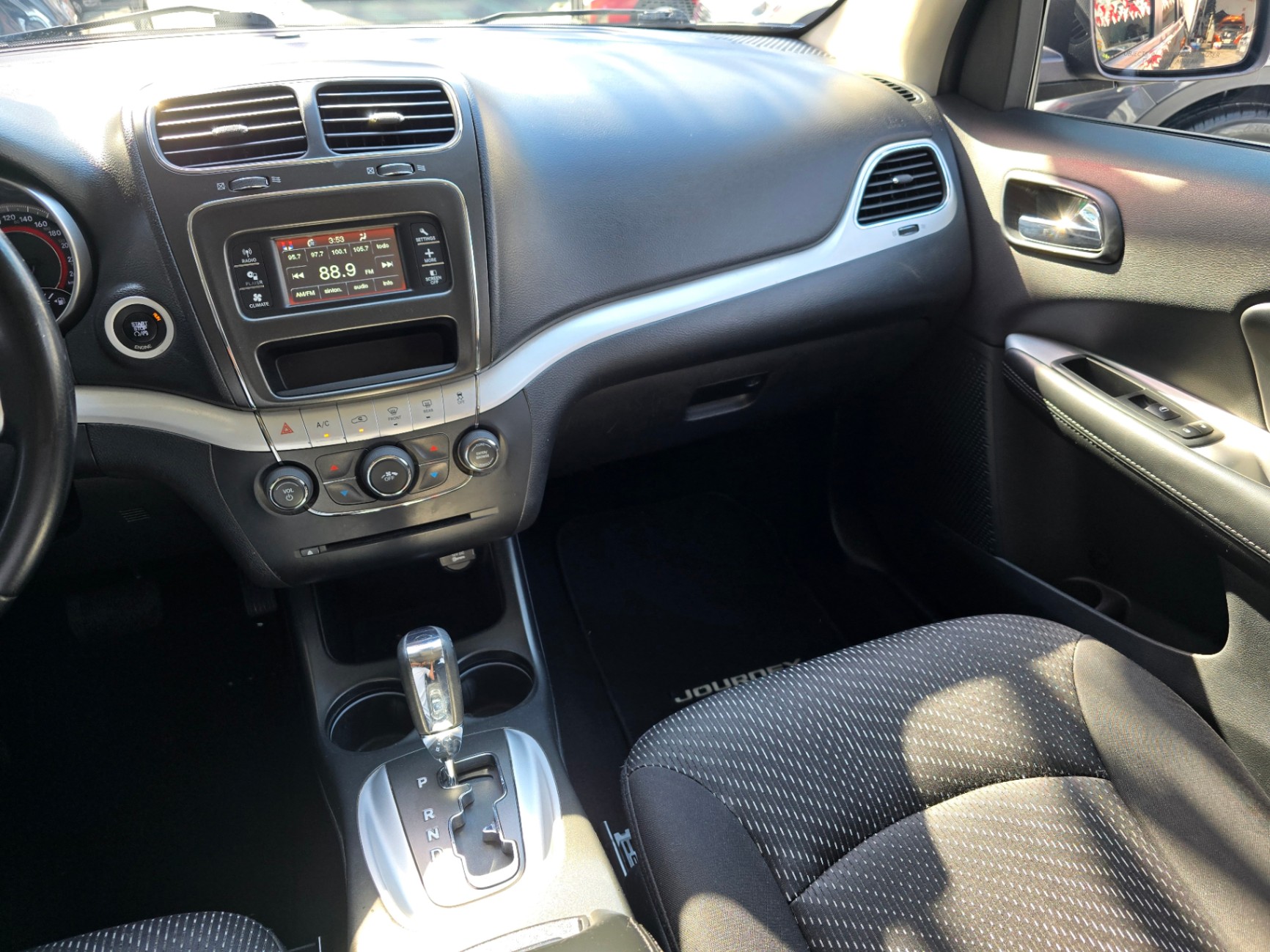 Dodge Journey SE 7 Pasajeros - imagen 8