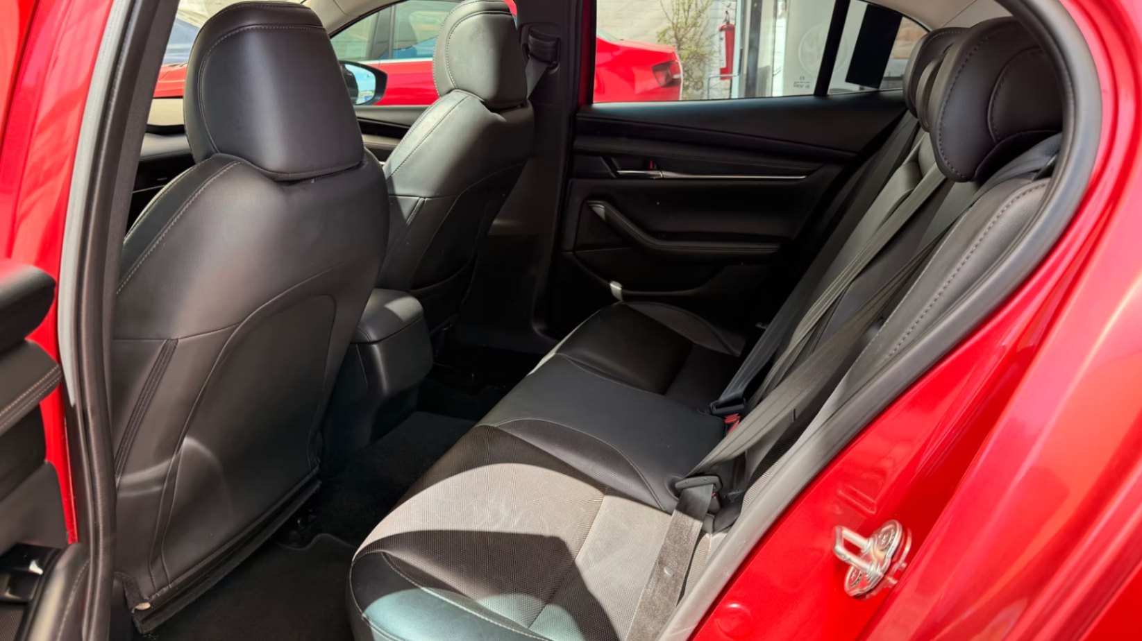 2023 Mazda 3 Sedán Signature miniatura 12