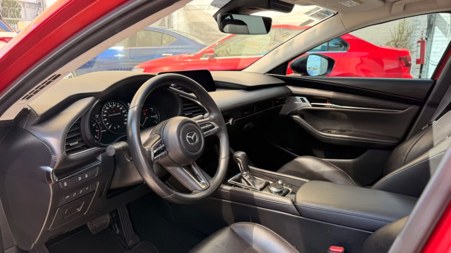 2023 Mazda 3 Sedán Signature miniatura 9