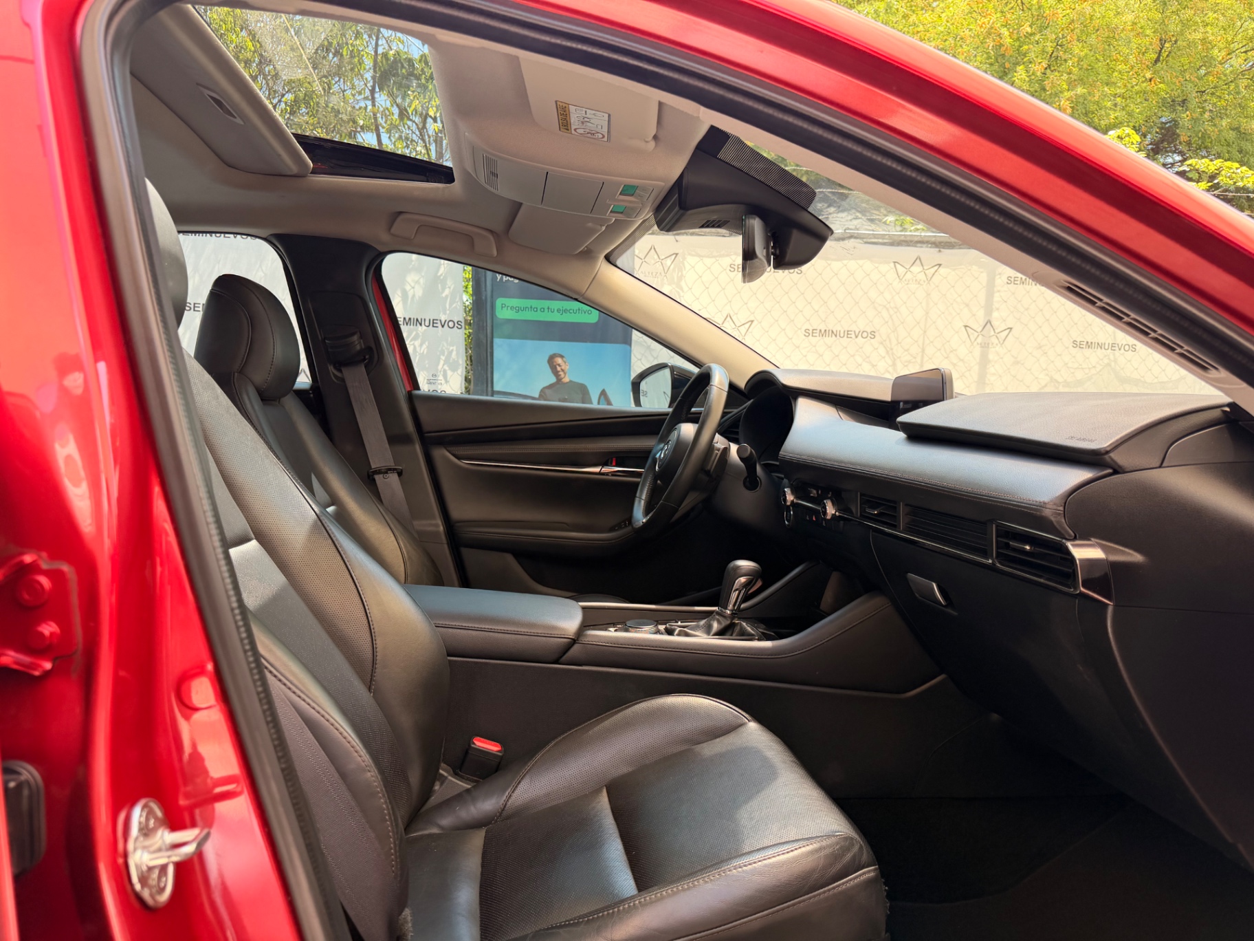 2023 Mazda 3 Sedán Signature miniatura 8