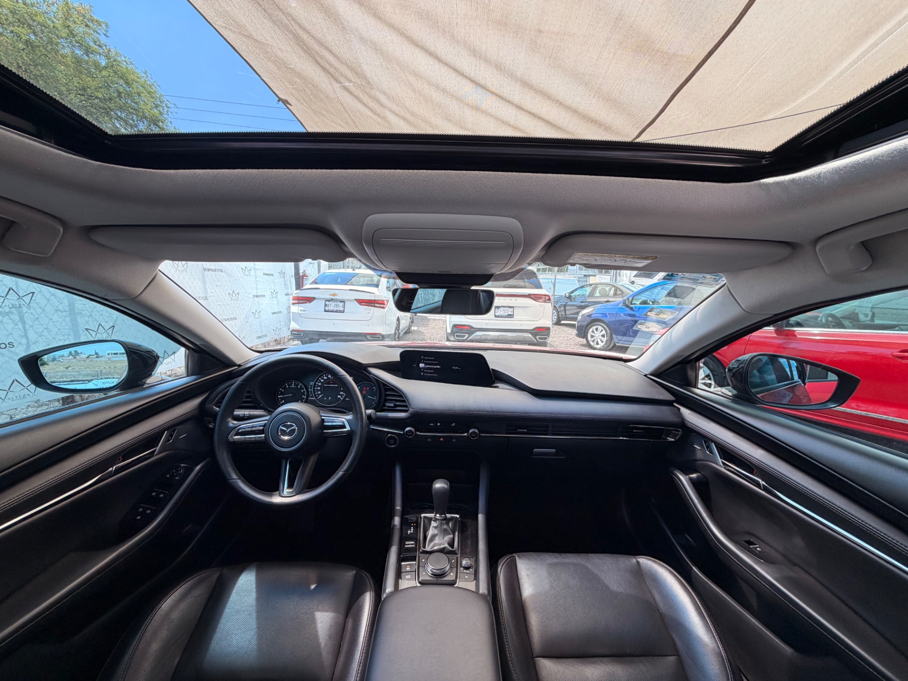 2023 Mazda 3 Sedán Signature miniatura 7