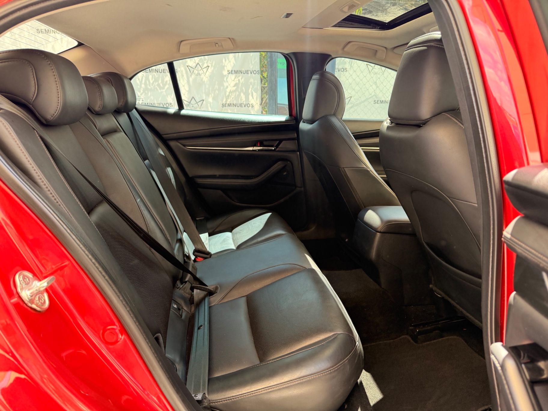 2023 Mazda 3 Sedán Signature miniatura 9