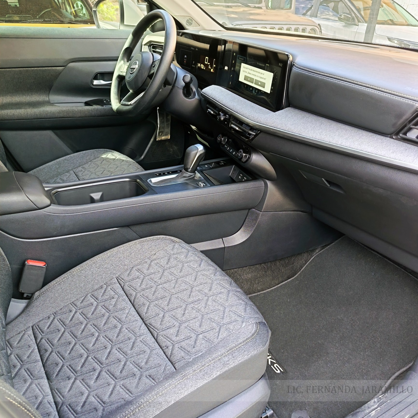 2025 Nissan KICKS ADVANCE foto 8